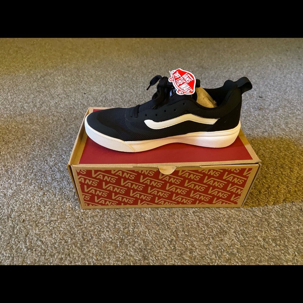 Black vans, men’s